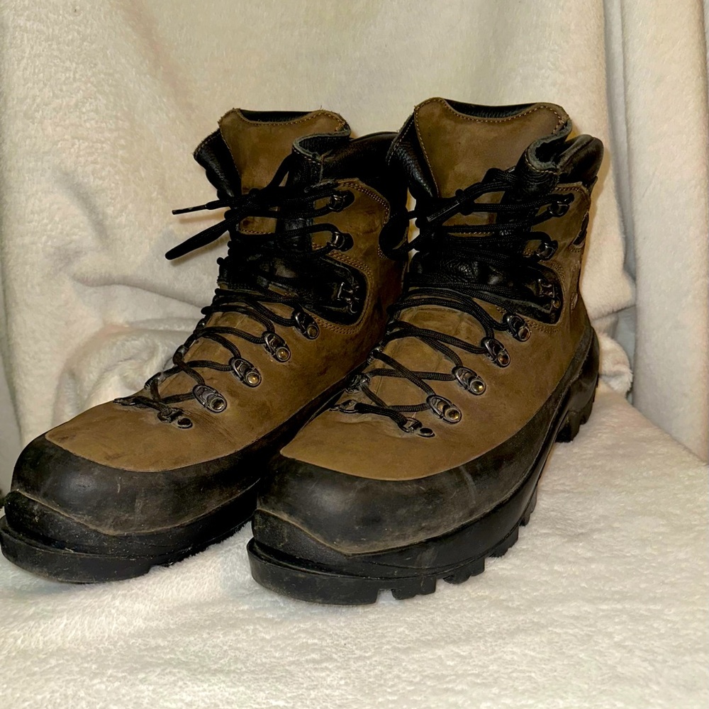 Hoffman Boots 6” CT Classic size 11 med wide